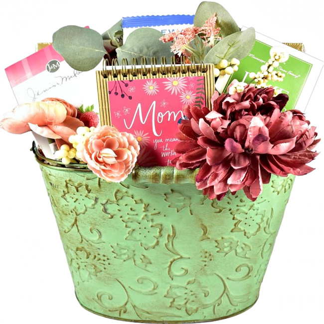 Buy our deluxe mothers day gift basket at broadwaybasketeers.com